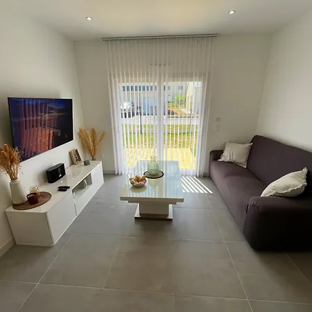 Maison Neuve Proche Avec Parking Gratuit *